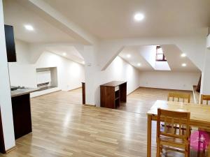 Pronájem bytu 2+kk, Olomouc, Dolní náměstí, 55 m2