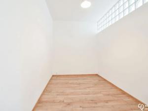 Pronájem bytu 2+kk, Olomouc, Jeremenkova, 48 m2