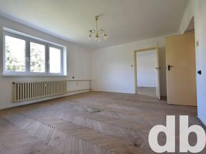 Prodej bytu 2+1, Karlovy Vary, Šumavská, 127 m2