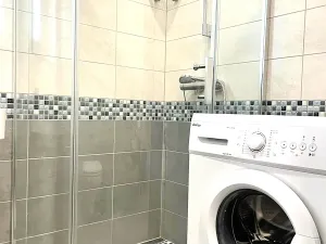 Pronájem bytu 1+kk, Praha - Michle, U plynárny, 30 m2