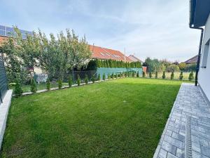 Prodej rodinného domu, Zeleneč, Konvalinková, 128 m2