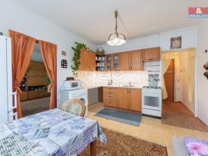 Prodej bytu 1+1, Karlovy Vary - Drahovice, Úvalská, 35 m2