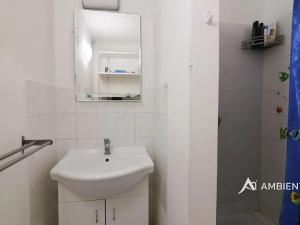 Pronájem bytu 1+kk, Brno, Mezírka, 27 m2