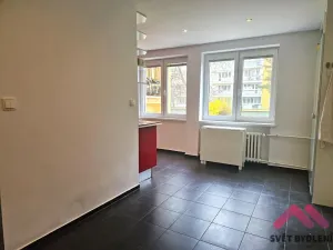 Pronájem bytu 2+kk, Praha - Záběhlice, Hrusická, 46 m2
