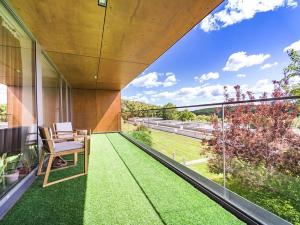 Prodej bytu 3+kk, Praha - Hrdlořezy, Mezitraťová, 82 m2