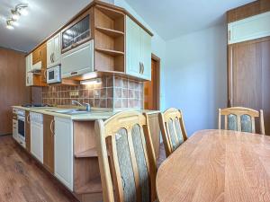Pronájem bytu 2+1, Chomutov, Školní pěšina, 59 m2