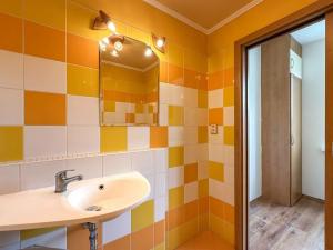 Pronájem bytu 2+1, Chomutov, Školní pěšina, 59 m2
