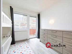 Prodej bytu 2+kk, Praha - Horní Měcholupy, Modenská, 59 m2