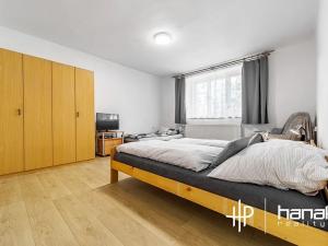 Pronájem bytu 2+1, Olomouc, Selské nám., 56 m2