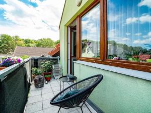 Pronájem bytu 3+kk, Praha - Dubeč, Netlucká, 85 m2