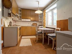 Prodej rodinného domu, Zahnašovice, 290 m2