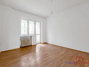 Prodej podílu bytu 2+1, Karlovy Vary, 5. května, 59 m2