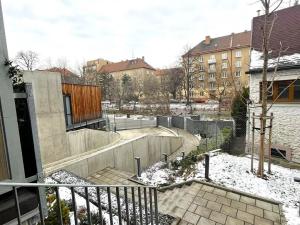 Pronájem bytu 1+kk, Praha - Libeň, U Rokytky, 48 m2