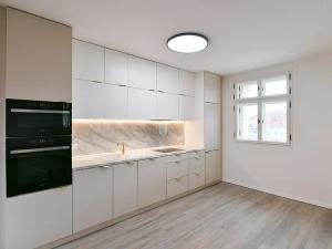 Prodej bytu 3+kk, Praha - Karlín, Peckova, 93 m2