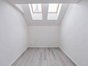 Prodej bytu 3+kk, Praha - Karlín, Peckova, 93 m2