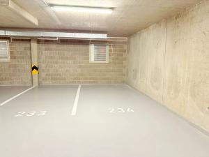 Pronájem bytu 1+kk, Praha - Dolní Měcholupy, Kardausova, 36 m2