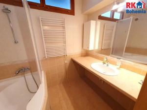 Prodej bytu 3+1, Mladá Boleslav, Erbenova, 74 m2