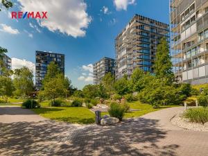 Pronájem garážového stání, Praha - Žižkov, Pitterova, 20 m2