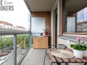 Prodej bytu 1+kk, Praha - Holešovice, Osadní, 44 m2