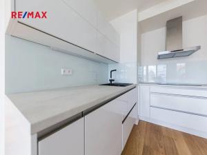 Prodej bytu 2+kk, Praha - Vršovice, Archangelská, 63 m2