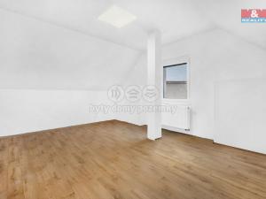 Pronájem bytu 1+kk, Plazy, 24 m2