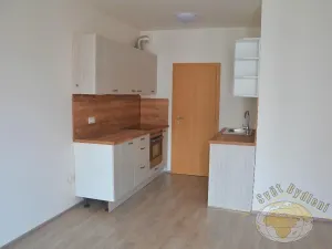Pronájem bytu 2+kk, Praha - Čakovice, Tryskovická, 67 m2