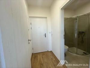Pronájem bytu 1+kk, Zlín, třída 3. května, 20 m2