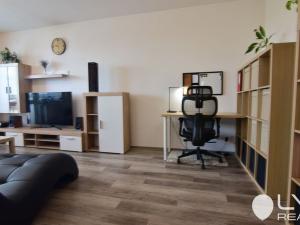 Prodej bytu 2+1, Žďár nad Sázavou - Žďár nad Sázavou 6, Haškova, 63 m2