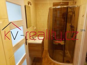 Pronájem bytu 1+1, Hroznětín, Sídliště, 37 m2