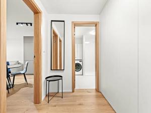 Pronájem bytu 2+kk, Praha - Smíchov, Nádražní, 54 m2
