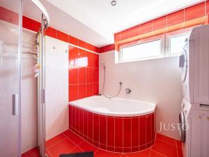Prodej bytu 3+kk, České Budějovice, Studentská, 88 m2