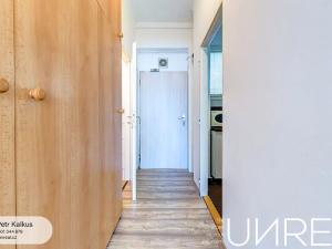 Pronájem bytu 1+1, Praha - Holešovice, Osadní, 47 m2