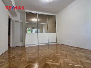Pronájem bytu 2+kk, Praha - Vršovice, Oblouková, 53 m2