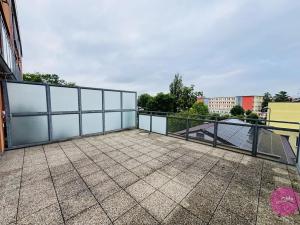 Pronájem bytu 2+kk, Olomouc, Nezvalova, 45 m2