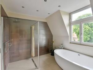 Prodej bytu 4+kk, Praha - Holešovice, Skalecká, 169 m2
