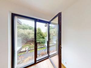 Pronájem bytu 2+kk, Praha - Modřany, Československého exilu, 58 m2