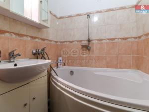 Pronájem bytu 2+1, Praha - Hloubětín, Poděbradská, 58 m2