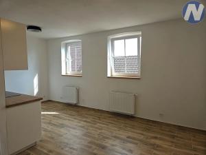 Pronájem bytu 1+kk, Husinec, Jeronýmova, 29 m2