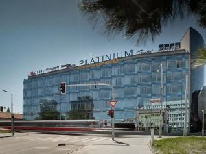 Pronájem obchodního prostoru, Brno, Veveří, 56 m2