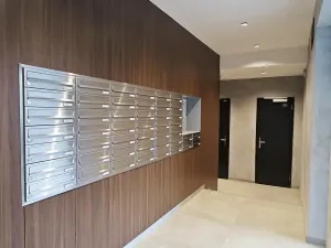 Pronájem bytu 1+kk, Praha - Radlice, U Komína, 31 m2