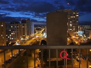 Pronájem bytu 1+kk, Praha - Troja, Lešenská, 33 m2