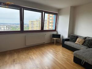 Pronájem bytu 1+kk, Praha - Střížkov, Teplická, 31 m2