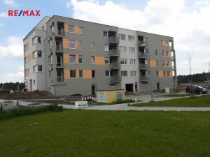 Pronájem bytu 4+kk, Velký Osek, U hřiště, 84 m2