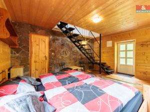 Prodej rodinného domu, Loket - Údolí, 180 m2