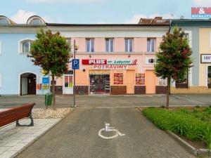 Pronájem obchodního prostoru, Přeštice, Masarykovo nám., 183 m2