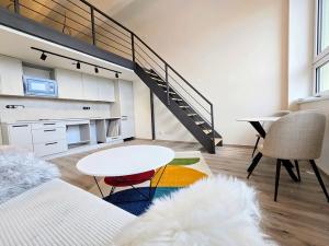 Pronájem bytu 2+kk, Praha - Vršovice, Kubánské náměstí, 55 m2