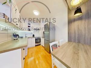 Pronájem bytu 2+kk, Praha - Prosek, Litoměřická, 42 m2