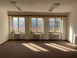 Pronájem kanceláře, Pardubice, Na Spravedlnosti, 24 m2
