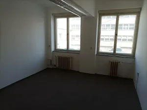 Pronájem kanceláře, Pardubice, Na Spravedlnosti, 24 m2