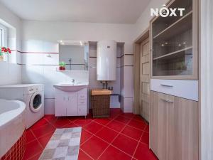 Prodej rodinného domu, Kácov, 320 m2